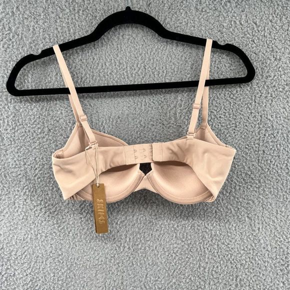 NEW SKIMS FITS EVERYBODY PUSH-UP BRA in MICA Size 32 C - Picture 3 of 7